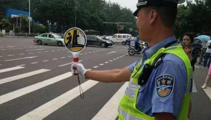 行人（较暗）数据集