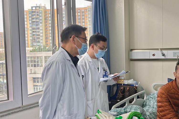 UCI ML 药物审查数据集