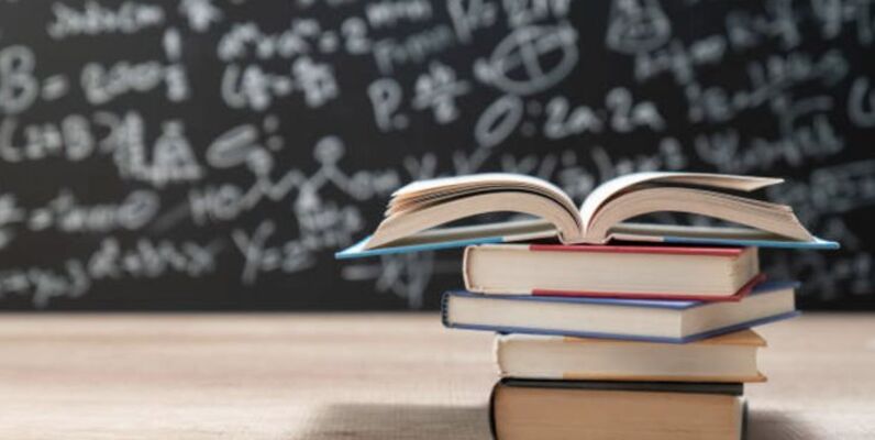 学生学业成绩趋势
