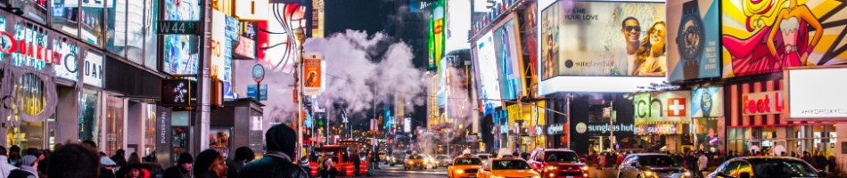 ADS-16计算广告数据集，由120位不熟悉的人投票选出的300个真实广告集合